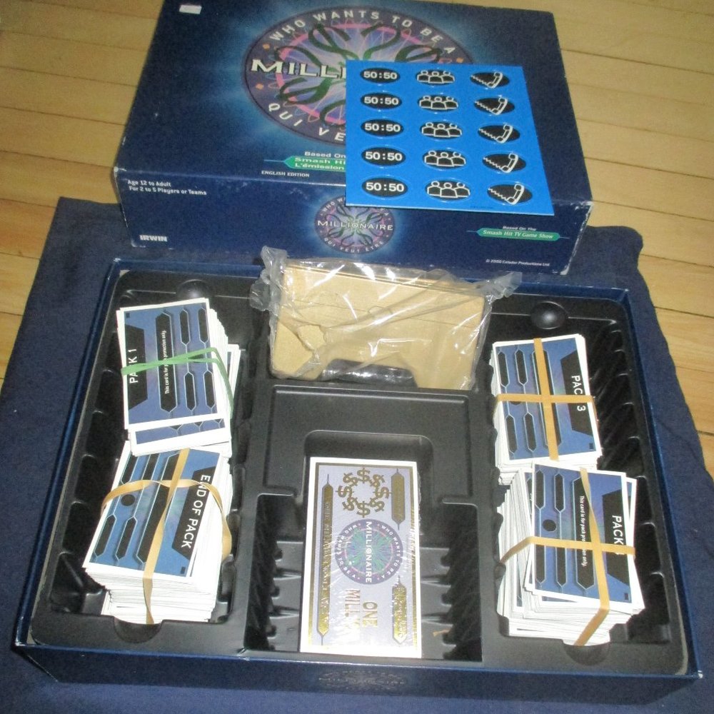 Who Wants to Be A Millionaire Board Game (Irwin Games, 2000) - Picture 2 of 4